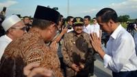 Jalan Tol Gempol-Pasuruan dengan total panjang 34,15 Km dibagi menjadi tiga Seksi. Seksi I Paket A1 sepanjang 6,8 Km (Gempol Junction-Bangil) dan Seksi I Paket A2 sepanjang 7,1 Km (Bangil-Rembang) telah beroperasi pada tahun 2017. Selanjutnya adalah Seksi II sepanjang 6,6 Km (Rembang-Pasuruan) yang diresmikan hari ini. Muhajir Arifin/detikcom.