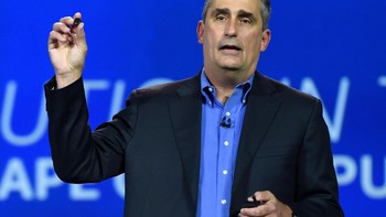 Di luar bisnis inti Intel di bidang prosesor, Brian memimpin Intel mengeskplorasi bisnis lain termasuk kecerdasan buatan, mobil otonom, drone, cloud computing, perangkat wearable, sampai machine learning. Foto: Getty Images