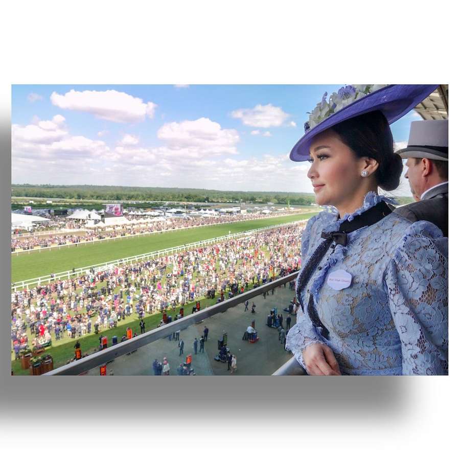 Penampakan Rumah Rp 100 M Nenek Raffi, Kemesraan Agnez Mo 