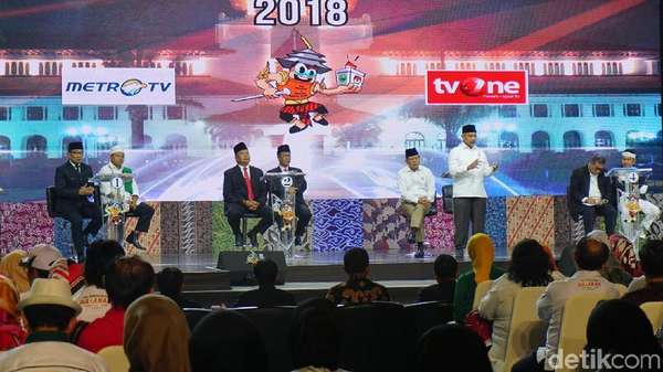 Tak Keluarkan Kaos Ganti Presiden, Sudrajat Puji Lawannya Tak Keluarkan Kaos Ganti Presiden, Sudrajat Puji Lawannya