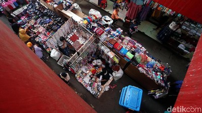Pasca Lebaran, Pasar Kebayoran Lama Kembali Berdenyut