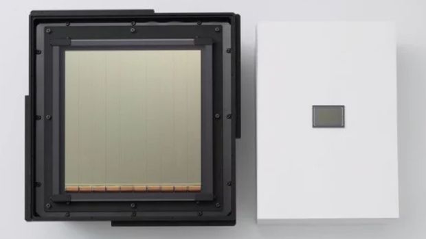 Melihat Sensor CMOS Raksasa Bikinan Canon