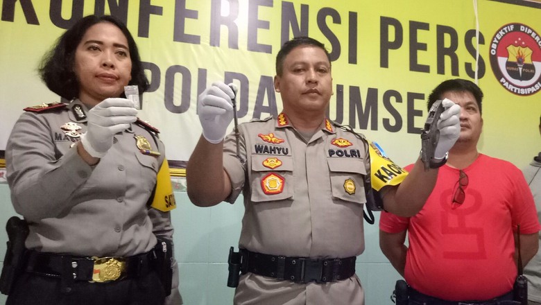 Polisi Tembak Buron Kasus Pembobol Rumah Kosong di Palembang Polisi Tembak Buron Kasus Pembobol Rumah Kosong di Palembang