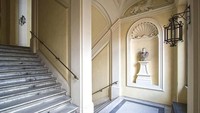 Terletak di jantung kota Roma, mega-mansion Renaissance Italia abad ke-16 ini bernilai hampir US$ 44 dan siap dilelang menggunakan bitcoin. CNBC/Istimewa.