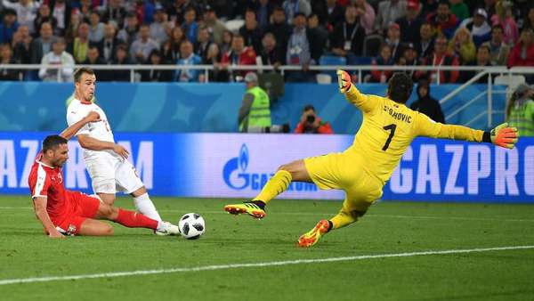 Comeback, Swiss Tundukkan Serbia 2-1 Comeback, Swiss Tundukkan Serbia 2-1