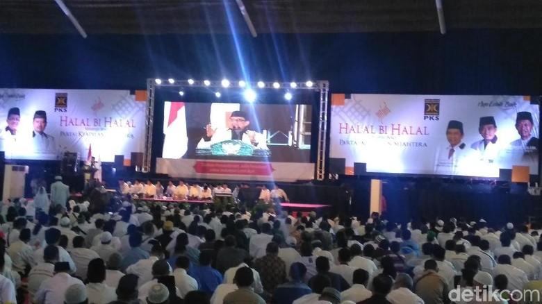 PKS Jatim Siap Menangkan Gus Ipul-Puti PKS Jatim Siap Menangkan Gus Ipul-Puti
