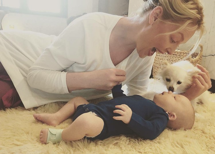 Keseruan Katherine Heigl Habiskan Waktu Bareng Anak-anaknya