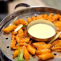 Mau Jajan Tteokbokki Sore Ini? Datang ke 5 Restoran Korea Ini 