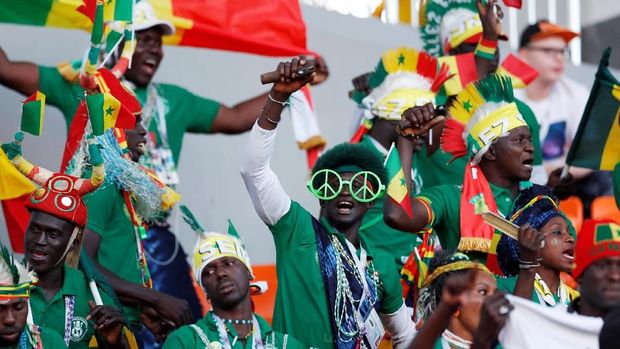 Suporter Senegal antusias menghadapi duel lawan Jepang.