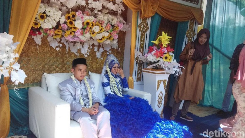 Ayah Tewas Tertancap Golok, Sang Putri Tetap Menikah Ayah Tewas Tertancap Golok, Sang Putri Tetap Menikah