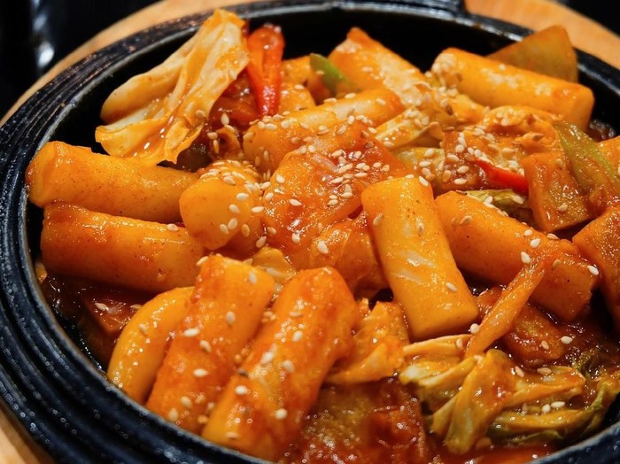 Cara Membuat Tteokbokki Instan dengan Mudah Cara Membuat Tteokbokki Instan dengan Mudah