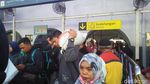 Suasana Kepadatan Pemudik Arus Balik di Stasiun Pasar Senen