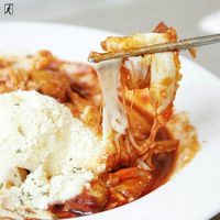 Mau Jajan Tteokbokki Sore Ini? Datang ke 5 Restoran Korea Ini 