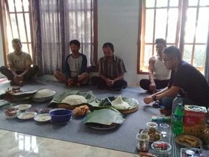 Relawan Jokowi dan Warga Selamatan untuk Gus Ipul-Puti