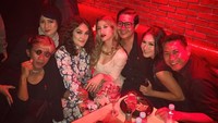 Bersama Luna Maya dan beberapa temannya, Millane hadir dalam jamuan makan malam sebuah merek jam mewah. Sajian apa ya yang dipilih wanita berdarah Jerman ini? Foto: Instagram millanefernandez
