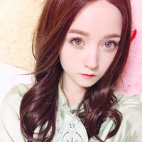 Tapi setelah setahun, wanita asal London yang tinggal di Jepang itu mulai mersa sakit-sakitan dan tidak bisa lagi makan atau minum.  Foto: dok. Instagram (Venus_Angelic)