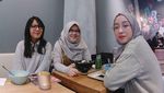 Cantiknya Ekspresi Gitasav, Kim Ji Won Versi Indonesia Ketika Melahap Burger