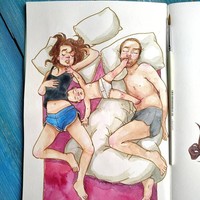 Harus rela berbagi ranjang tidur dengan si kecil, meskipun sang bayi tidurnya banyak memakan tempat. Foto: Dok. Jyldyz Bekova