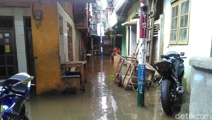 banjir di kampung melayu