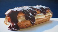 Pastry khas Prancis ini, dirubah menjadi lukisan yang menarik. Eclair dengan lelehan cokelat dan krim terlihat sangat realistik. Foto: Mary Ellen Johnson