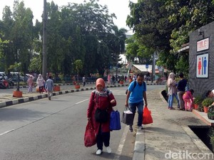 Terminal Kampung Rambutan Mulai Sepi dari Pemudik Arus Balik