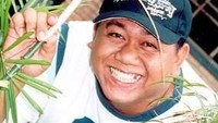 Ade Namnung meninggal dunia pada 2012 karena penyakit jantung. Foto: internet