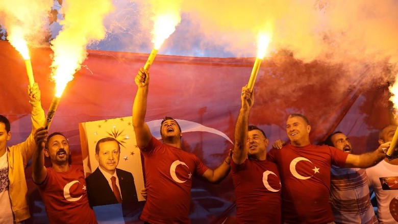 Erdogan Klaim Menangi Pemilu Turki, Oposisi Waspada Erdogan Klaim Menangi Pemilu Turki, Oposisi Waspada