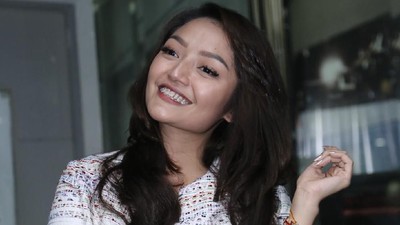 Siti Badriah Gelar Syukuran Viralnya Lagi Syantik