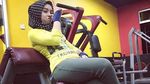 Potret Aten, Hijabers Cantik Berotot Kekar yang Doyan Nge-Gym