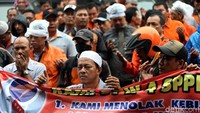Terdapat lima poin yang dijadikan tuntutan oleh para pekerja kepada perusahaan PT Pos Indonesia. Salah satunya adalah tuntutan untuk membayarkan jasa produksi di tahun 2017.