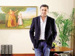 Satya Nadella dan Deretan Bos India Penguasa Perusahaan Teknologi Raksasa