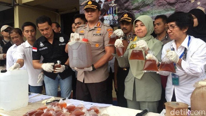 6 Orang Tewas, Penjual Miras Oplosan di Cengkareng Ditangkap