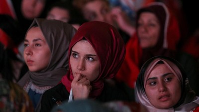 Pendukung-pendukung Cantik Erdogan