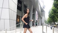 Menjadi seorang model tidak membuat Paula lupa untuk liburan. Mau ke mana lagi Paula? (Instagram/Paula Verhoeven)