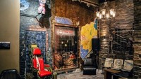 Pemilik restoran ingin menghadirkan sesuatu yang baru. Di mana restoran Mad Rex, bisa menjadi tempat makan sekaligus pusat hiburan bagi pengunjung. Foto: Istimewa