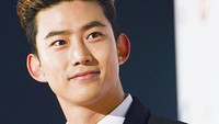 Apa lagi setelah viralnya vidio Taecyeon yang melemparkan senyum dan lirikan yang melelehkan hati. Dok. Instagram/2pm.taecyeon