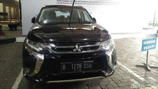 Mobil sumbangan Mitsubishi untuk pemerintah