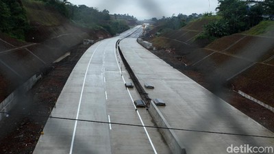 Sempat Mangkrak, Ini Tol Bocimi yang Beroperasi Akhir Oktober