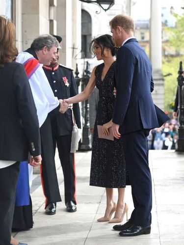 Meghan Markle Sering Pakai Sepatu Kebesaran, Alasannya Jenius Banget