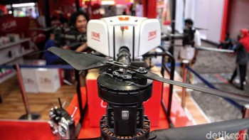 Drone tersebut memiliki kecepatan maksimal 72 km per jam.