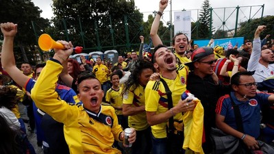 Gelak Tawa dan Air Mata di Pertandingan Kolombia VS Polandia