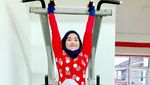 Potret Aten, Hijabers Cantik Berotot Kekar yang Doyan Nge-Gym