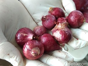 Bawang Merah Selundupan Asal Malaysia Dibekuk di Siak