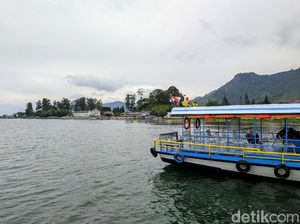 Kemenhub Akan Evaluasi Tarif Kapal Penyeberangan di Danau Toba