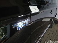 Mitsubishi Beri 10 Mobil listrik