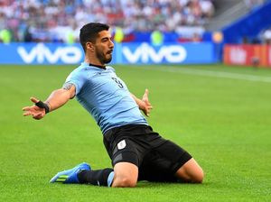 Hadapi Portugal, Suarez Tak Akan Lambat Panas dan Harus Langsung Menggigit