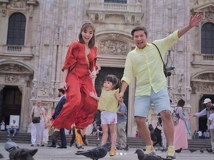 Gaya Gisella liburan di Italia. Foto: (Foto: Instagram @gadiiing) Gaya Gisella liburan di Italia. Foto: (Foto: Instagram @gadiiing)