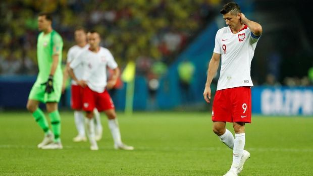 Poland are still losing in two Group H matches of the 2018 World Cup.