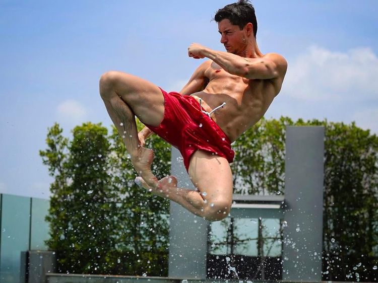 Potret Olahraga Daniel, Pendekar Bule Ganteng Lawannya Jackie Chan