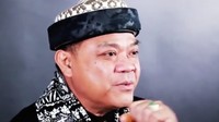Hari pun memutuskan untuk berhijrah dan mengganti namnya menjadi Khoir Hari Moekti dan memilih jadi mubaligh. Dok. Instagram/harimoekti